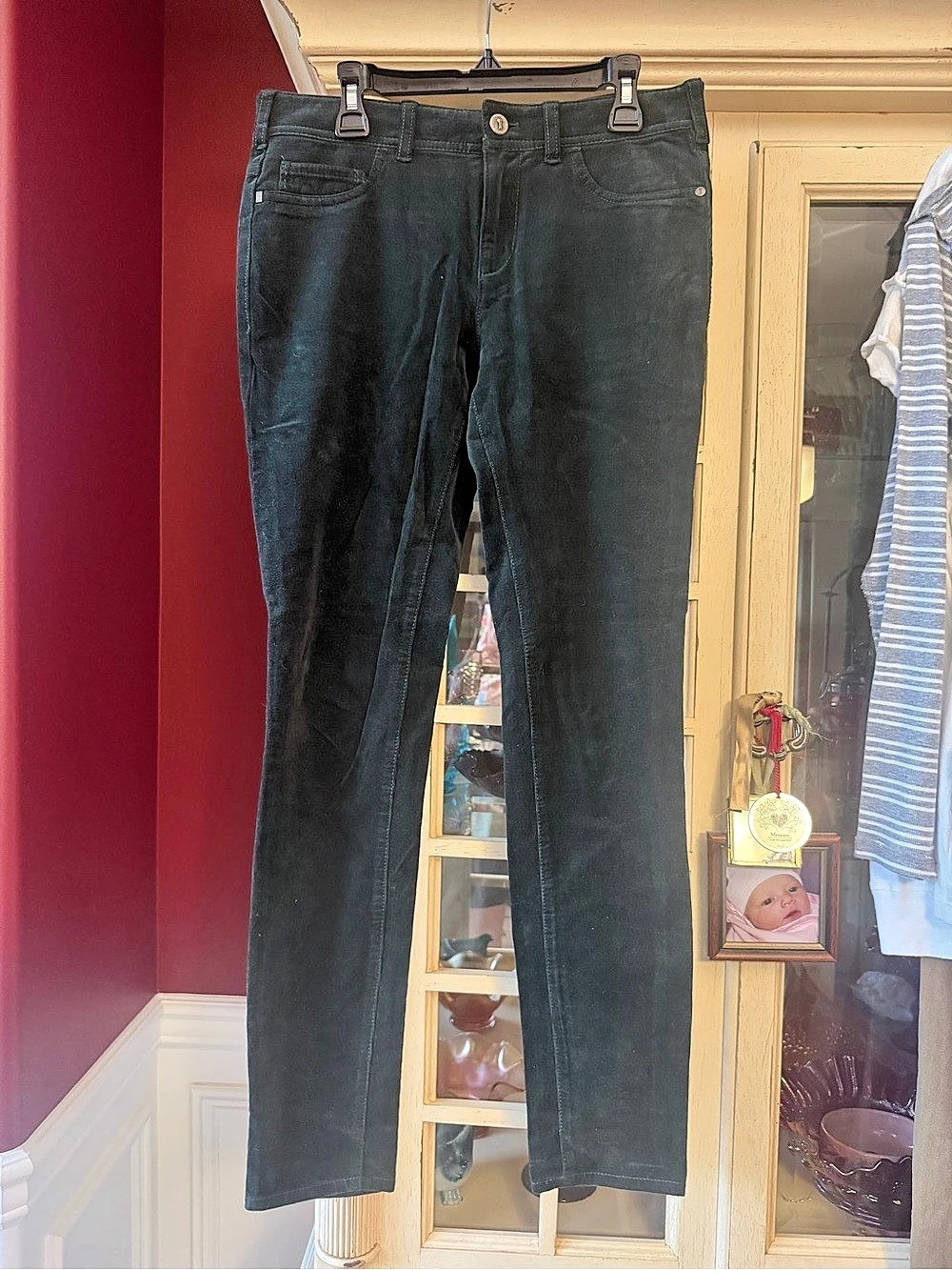 Anthro Pilcro and the letterpress serif green corduroy jeans Waist 27 Like New